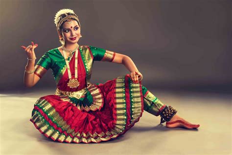 nude bharatanatyam